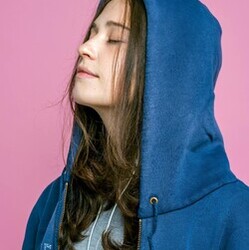 Sweatshirts & Hoodies